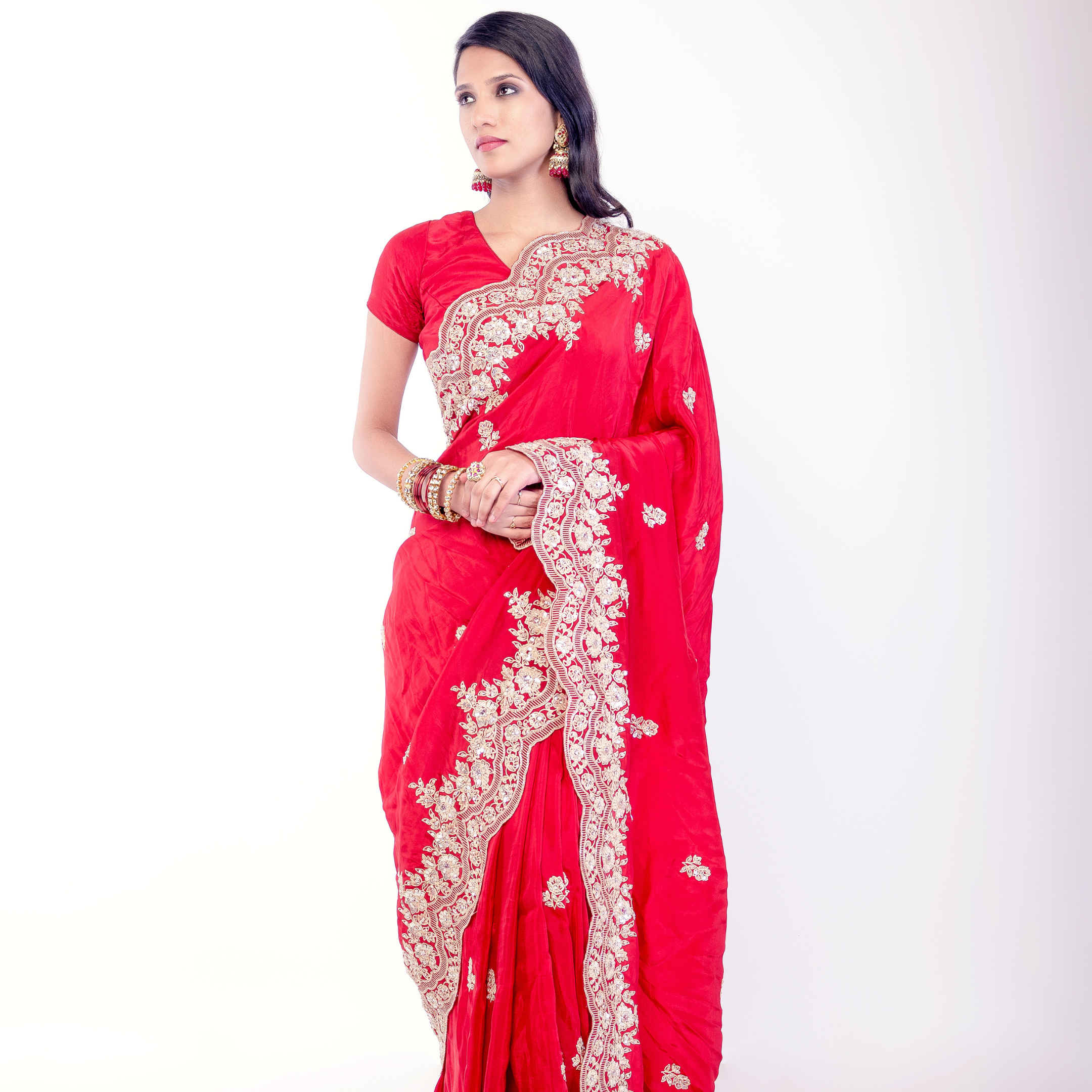 Embroidered Silk Saree with Intricate Golden Border – Dual Shades
