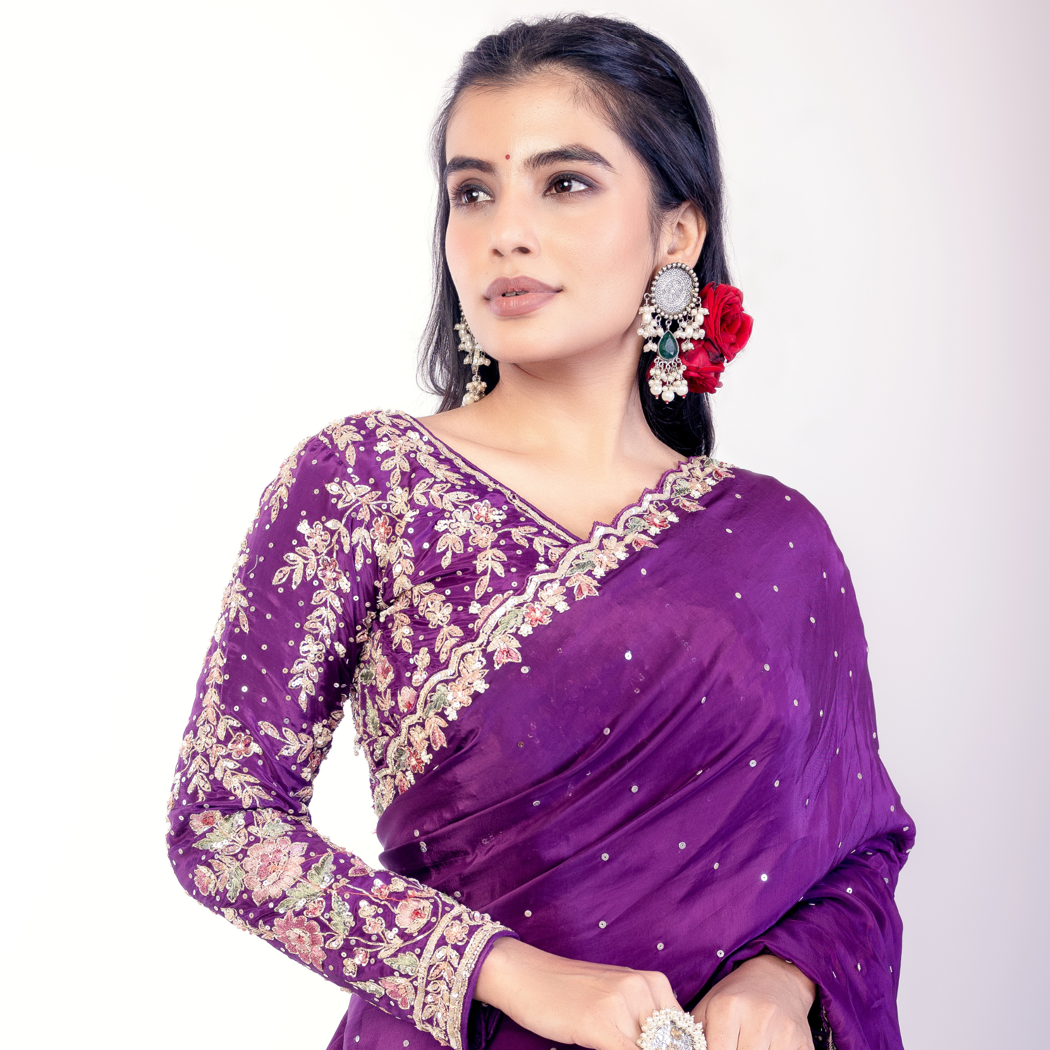 Embroidered Georgette Saree with Sequin Detailing – Dual Shades
